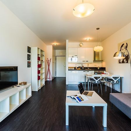Qbik Loft Aparts Варшава Экстерьер фото
